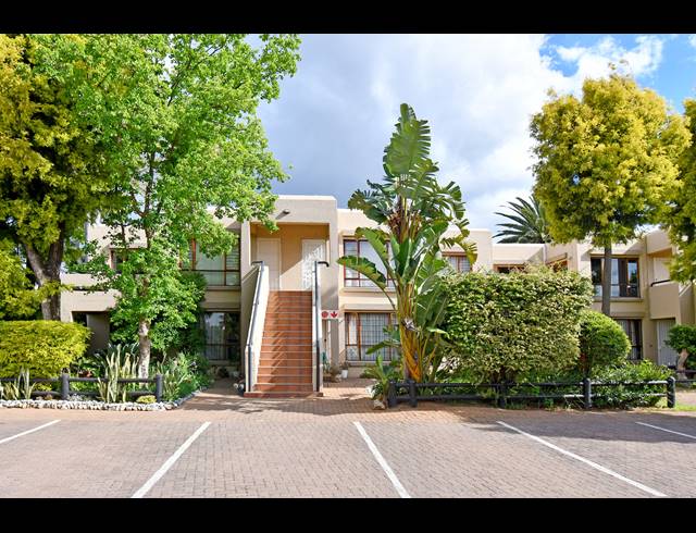 2 BEDROOM APARTMENT FOR SALE IN MAGALIESSIG